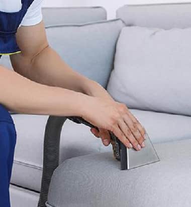 image of upholstery cleaning expert in canberra